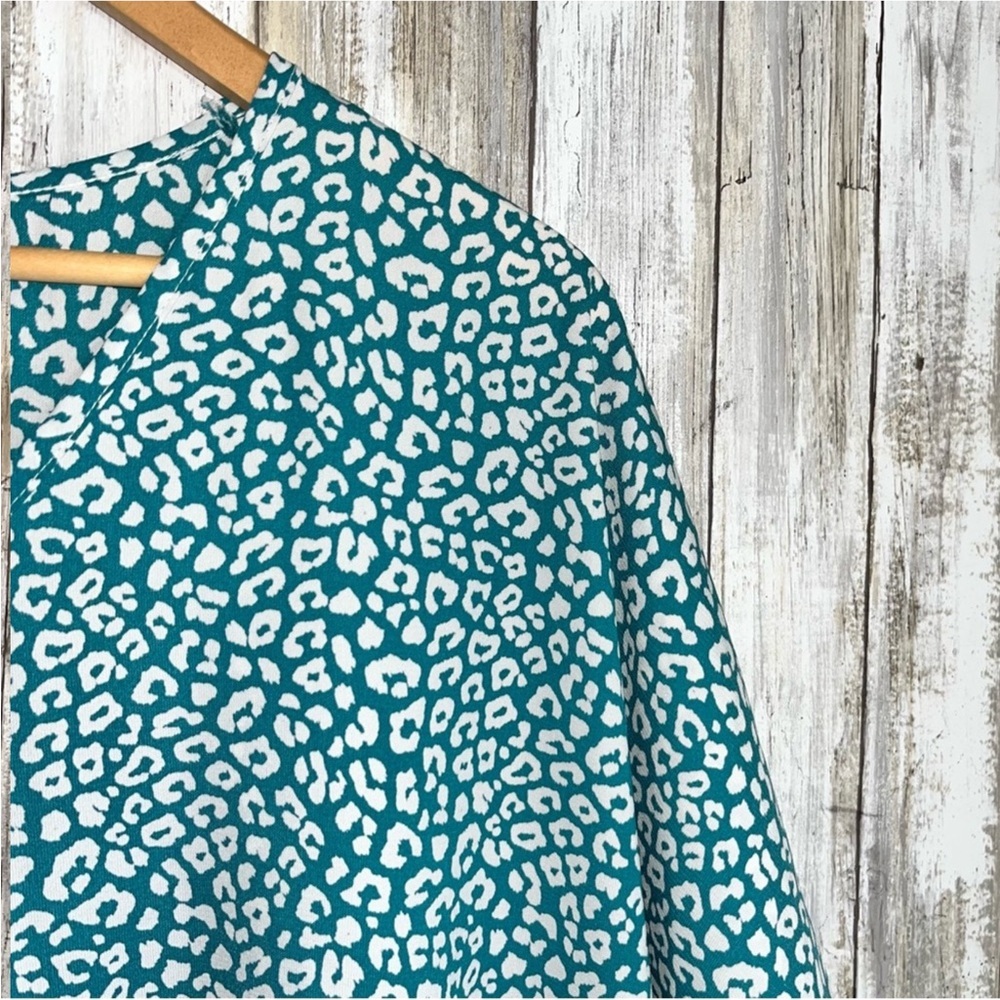 Jodifl Teal The End Oversized Blouse - Picture 3 of 6